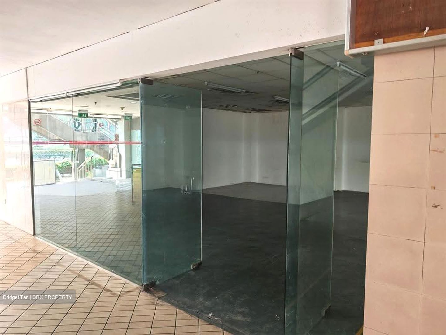Upper Serangoon Shopping Centre (D19), Shop House #624913931
